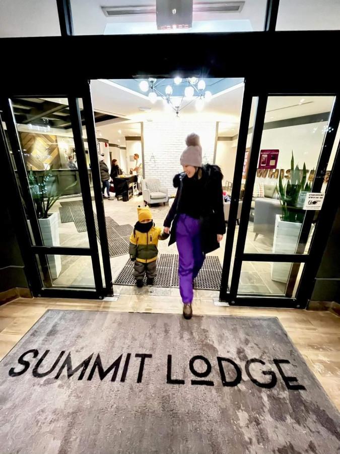 Summit Lodge Boutique Hotel Уистлер Экстерьер фото
